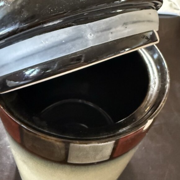 Lot of 2 Pfaltzgraff Taos Large Canisters With Lids  Good Condition - Picture 6 of 7